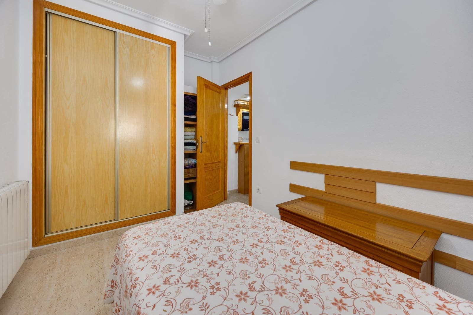 2 slaapkamer Bungalow te koop in Orihuela Costa - € 184.900 (Ref: 10019635)