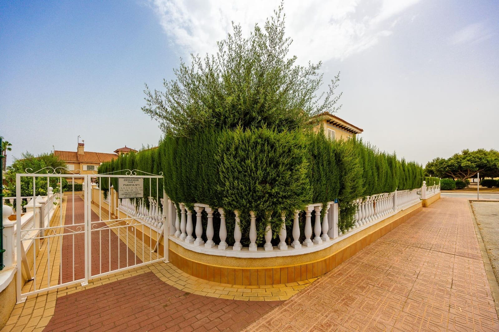2 slaapkamer Bungalow te koop in Orihuela Costa - € 184.900 (Ref: 10019635)