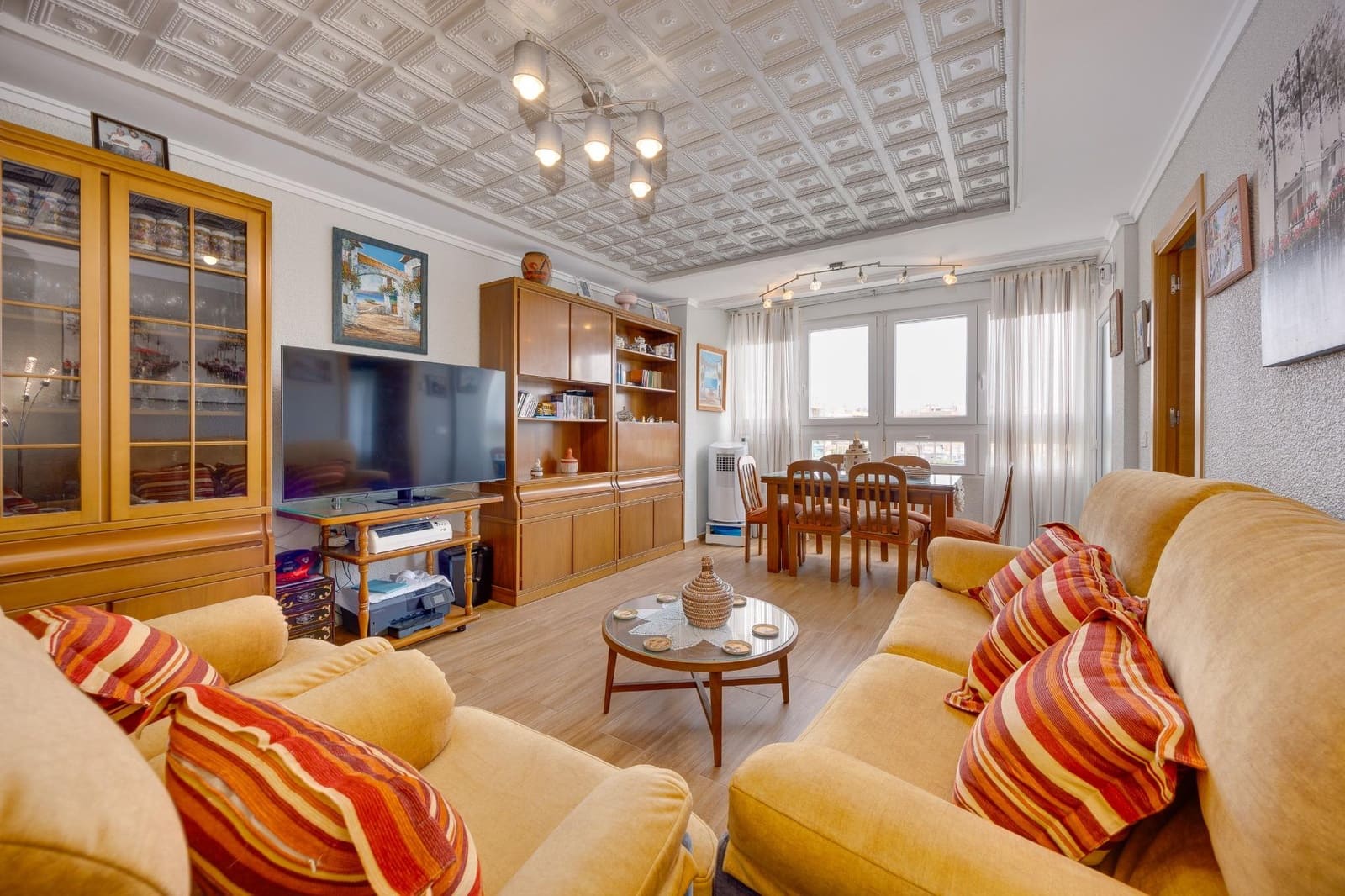 3 makuuhuone Huoneisto myytävänä paikassa Torrevieja - 199 900 € (Ref: 10019636)