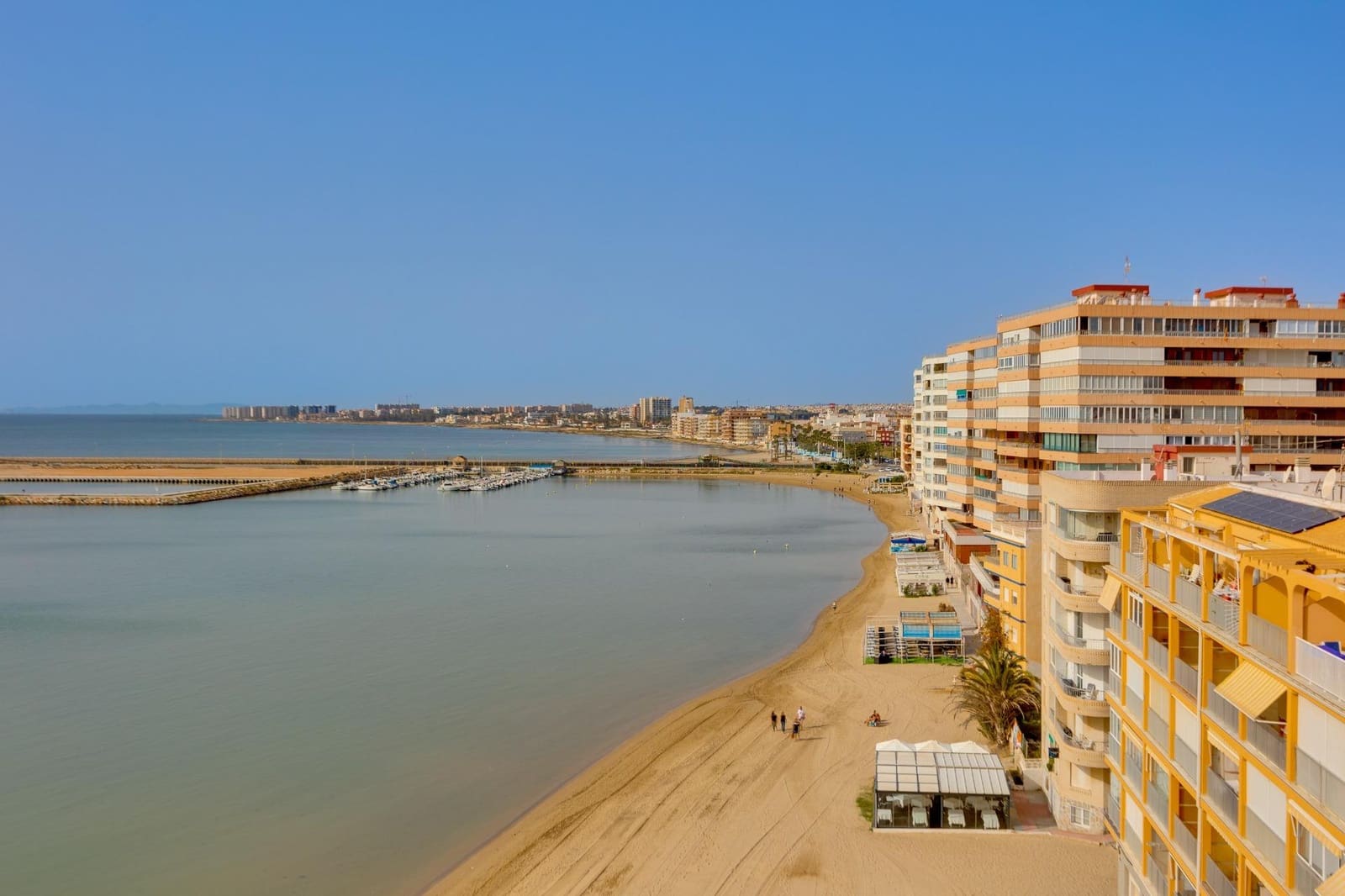 3 makuuhuone Huoneisto myytävänä paikassa Torrevieja - 199 900 € (Ref: 10019636)