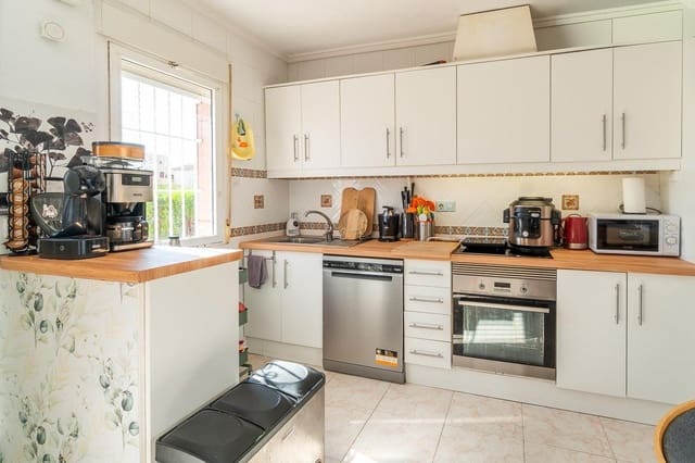 3 chambre Villa/Maison à vendre à Punta Prima, Orihuela - 209 000 € (Ref: 10019637)