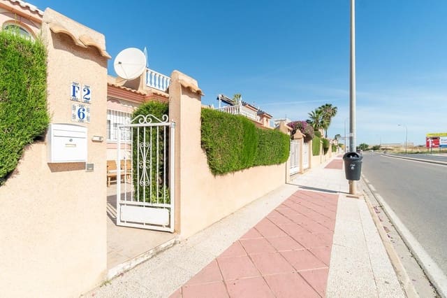 3 chambre Villa/Maison à vendre à Punta Prima, Orihuela - 209 000 € (Ref: 10019637)