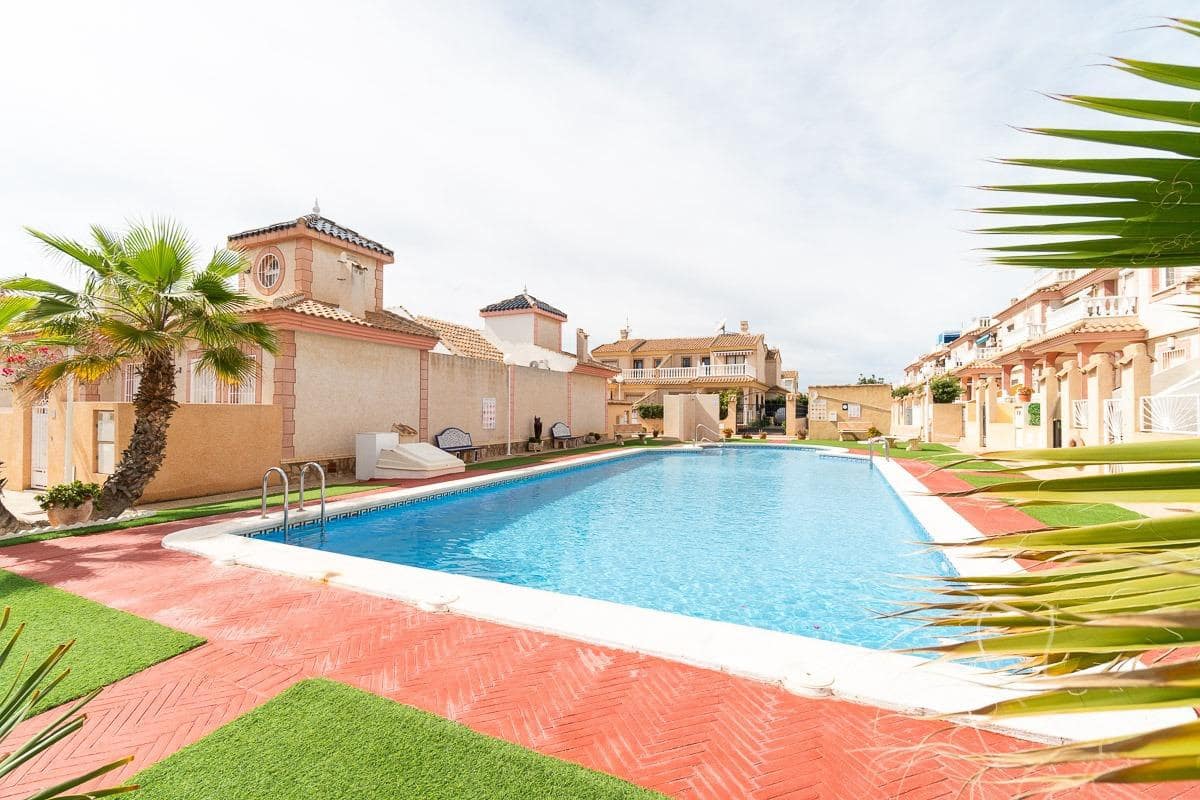 3 chambre Villa/Maison à vendre à Orihuela Costa - 209 000 € (Ref: 10019637)