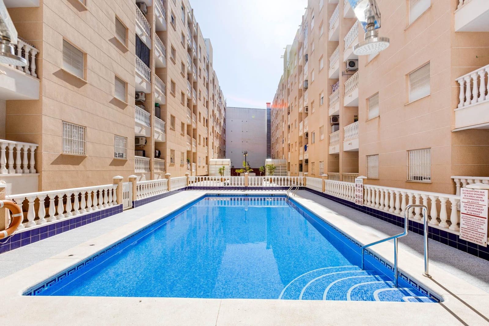 2 Zimmer Apartment zu verkaufen in Torrevieja - 140.000 € (Ref: 10019640)