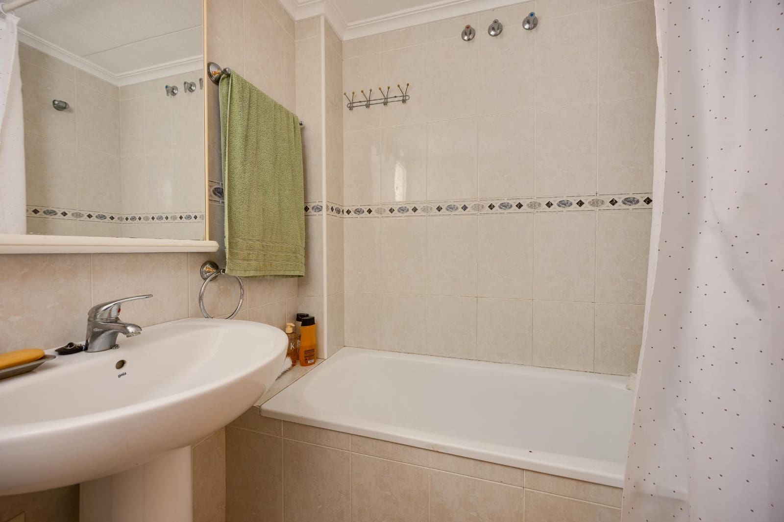 2 Zimmer Apartment zu verkaufen in Torrevieja - 140.000 € (Ref: 10019640)