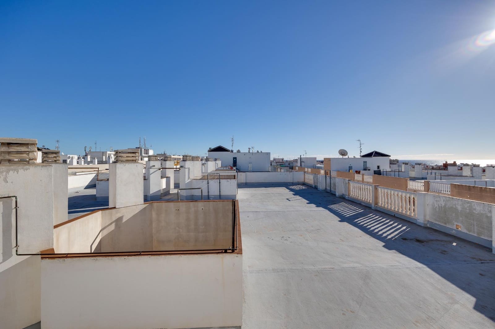 2 Zimmer Apartment zu verkaufen in Torrevieja - 140.000 € (Ref: 10019640)