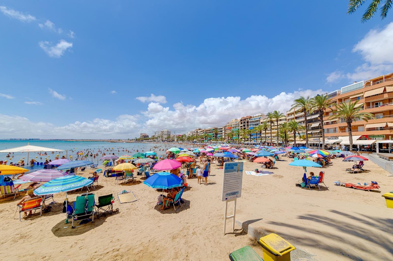 2 Zimmer Apartment zu verkaufen in Torrevieja - 140.000 € (Ref: 10019640)