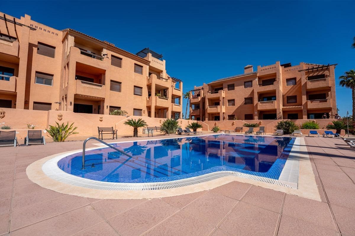 2 soverom Leilighet til salgs i Los Alcazares - € 209 900 (Ref: 10019652)