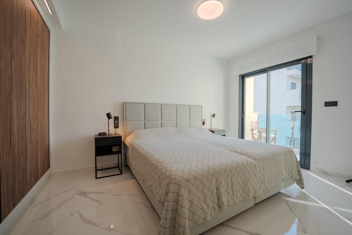 3 chambre Appartement à vendre à El Raso - 309 000 € (Ref: 10019654)