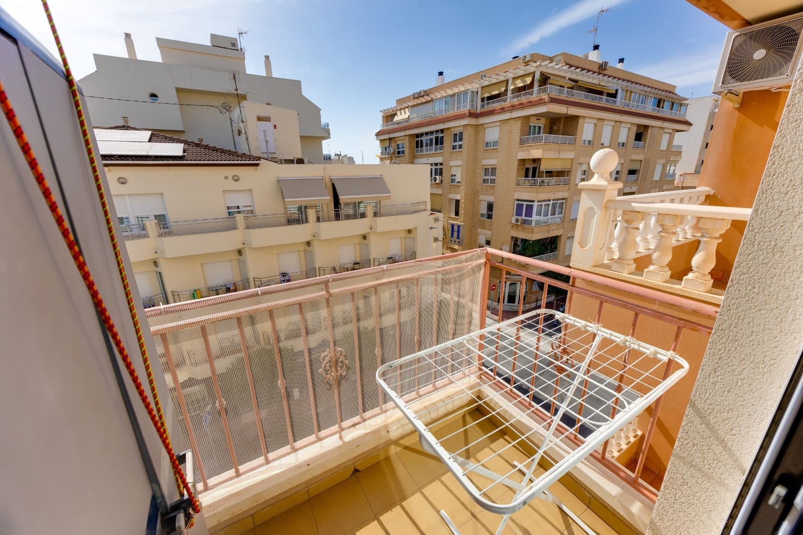 1 sypialnia Apartament na sprzedaż w Torrevieja - 159 969 € (Ref: 10023334)