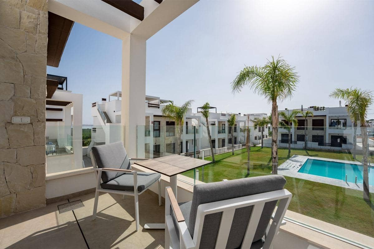 2 chambre Penthouse à vendre à Torrevieja - 345 000 € (Ref: 10024864)
