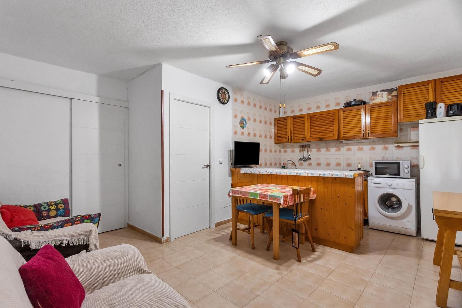 2 bedroom Bungalow for sale in Torrevieja - € 154,500 (Ref: 10024869)