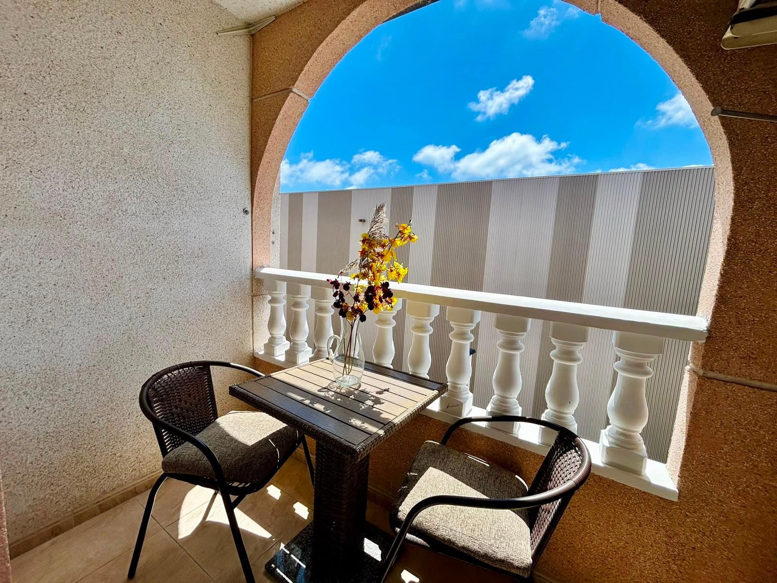 1 sovrum Lägenhet till salu i Torrevieja - 149 000 € (Ref: 10024870)