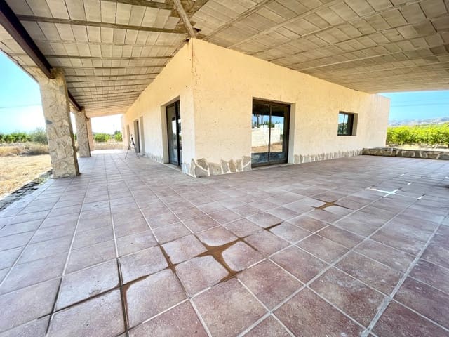 4 makuuhuone Huvila myytävänä paikassa Matola, Elche / Elx - 199 000 € (Ref: 10029660)