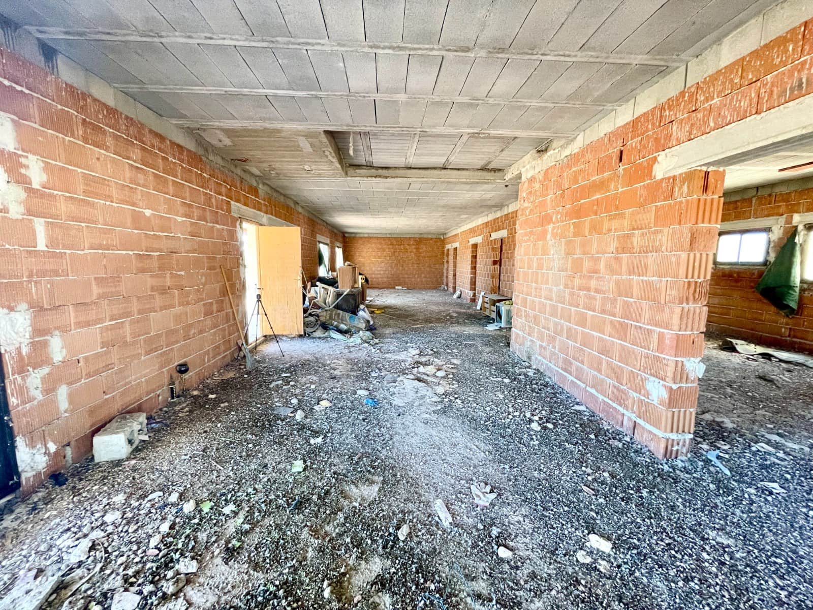 4 makuuhuone Huvila myytävänä paikassa Matola - 199 000 € (Ref: 10029660)