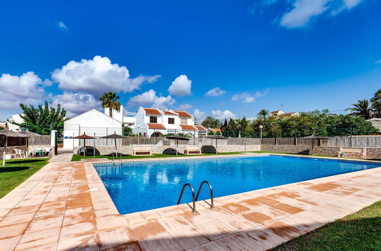 2 chambre Villa/Maison à vendre à Torrevieja - 189 900 € (Ref: 10031136)