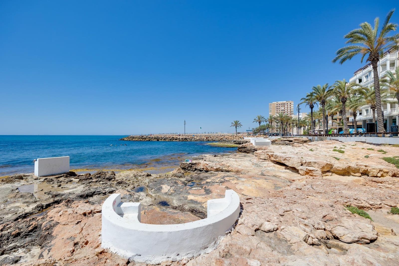 2 slaapkamer Appartement te koop in Torrevieja - € 139.900 (Ref: 10031137)