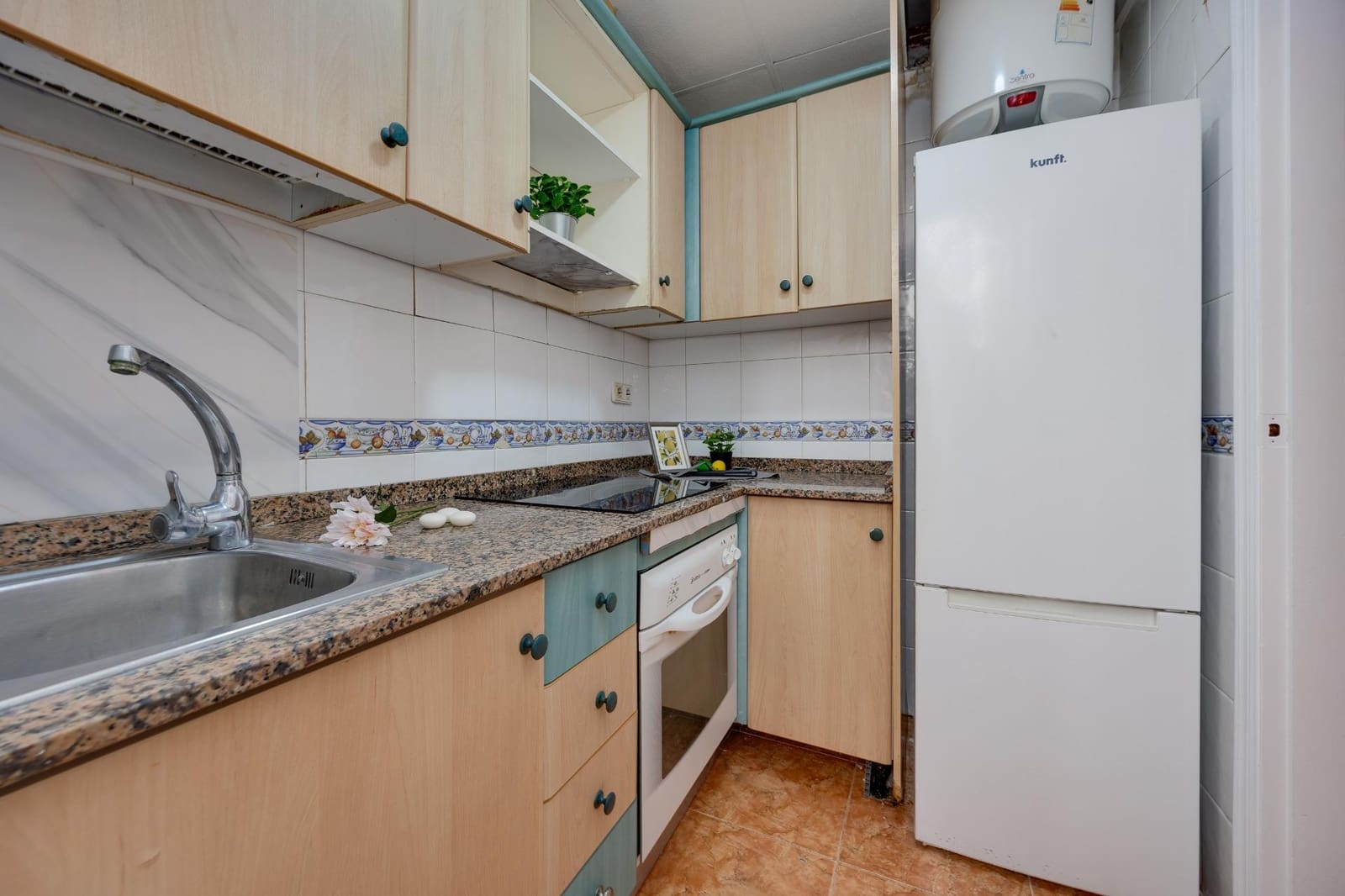2 slaapkamer Appartement te koop in Torrevieja - € 139.900 (Ref: 10031137)
