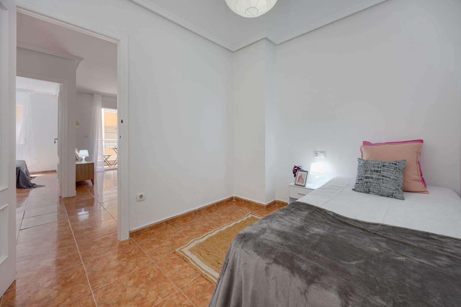 2 slaapkamer Appartement te koop in Torrevieja - € 139.900 (Ref: 10031137)