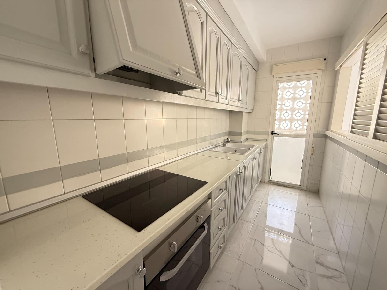 3 bedroom Apartment for sale in Torrevieja - € 168,500 (Ref: 10032441)