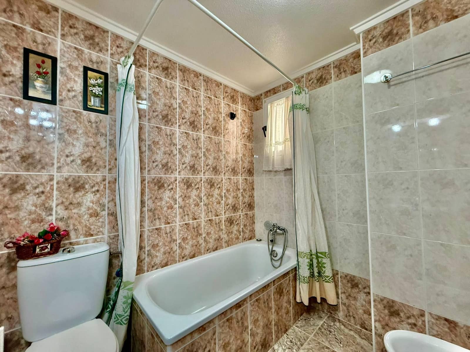 Apartamento de 2 habitaciones en Torrevieja en venta - 149.900 € (Ref: 10032549)