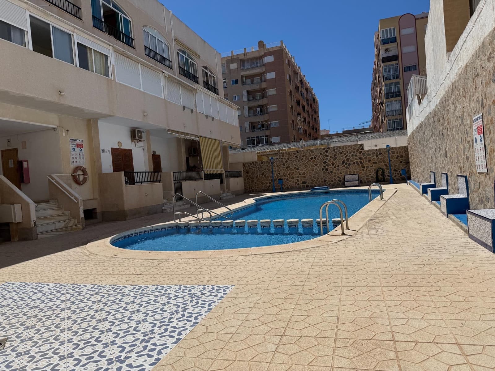 1 makuuhuone Huoneisto myytävänä paikassa Torrevieja - 170 000 € (Ref: 10032561)