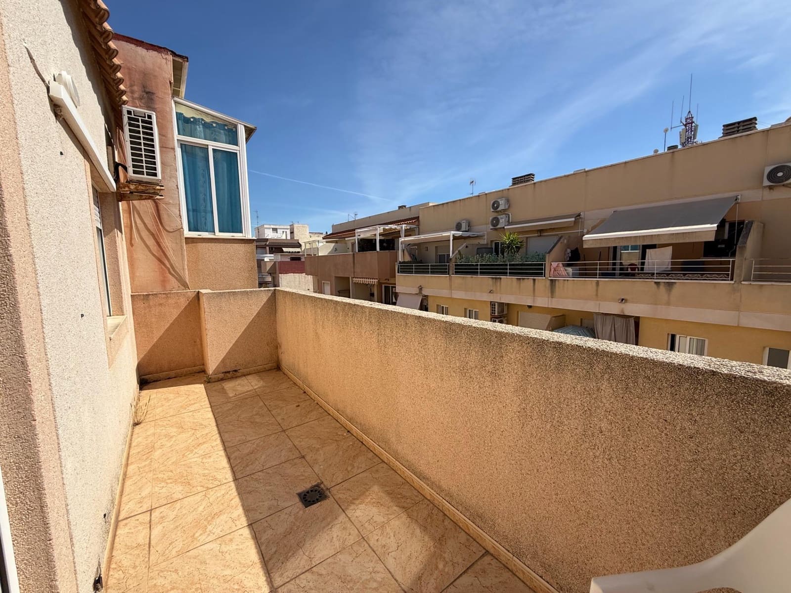 2 quarto Penthouse para venda em Torrevieja - 136 500 € (Ref: 10032563)