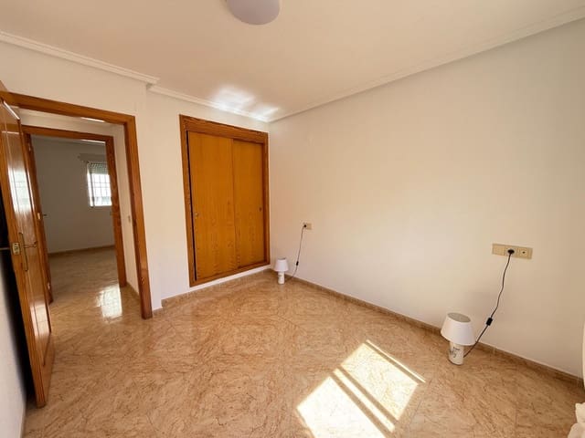 2 Zimmer Penthouse zu verkaufen in Centro - Muelle Pesquero, Torrevieja - 136.500 € (Ref: 10032563)