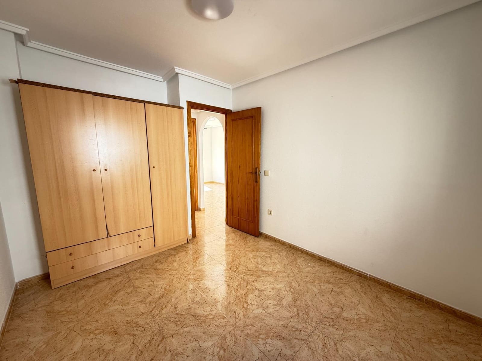 2 quarto Penthouse para venda em Torrevieja - 136 500 € (Ref: 10032563)