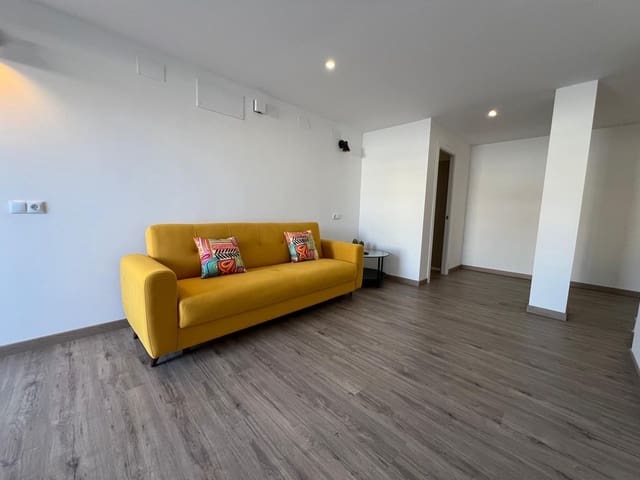 4 Zimmer Villa zu verkaufen in Torreblanca, Torrevieja - 369.000 € (Ref: 10032578)