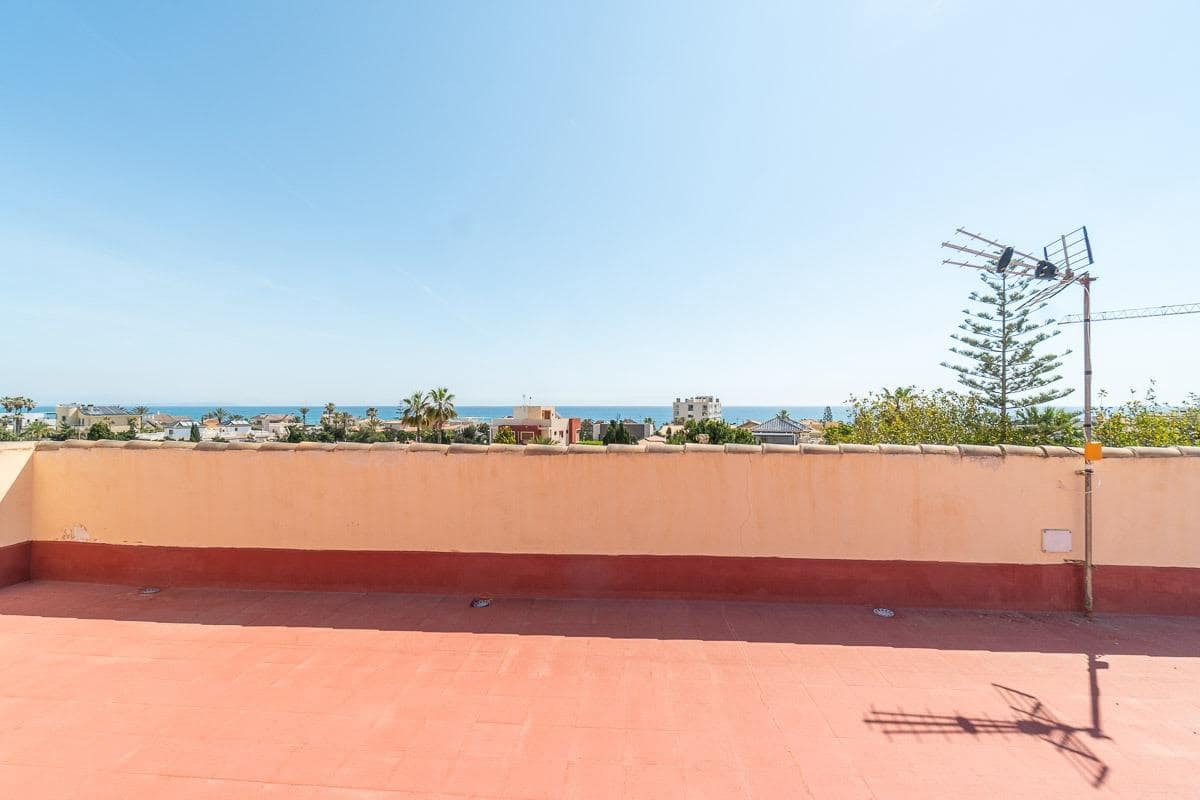 4 Zimmer Villa zu verkaufen in La Mata - 859.000 € (Ref: 10032597)