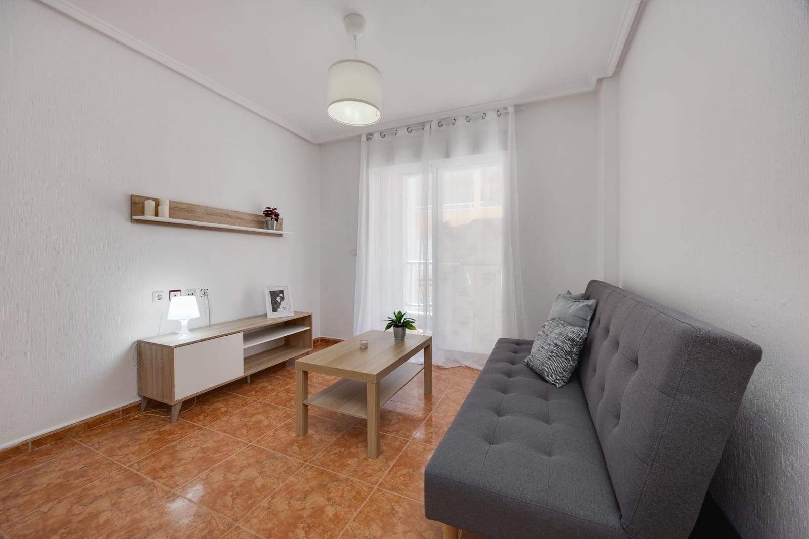 2 Zimmer Apartment zu verkaufen in Torrevieja - 139.900 € (Ref: 10032600)
