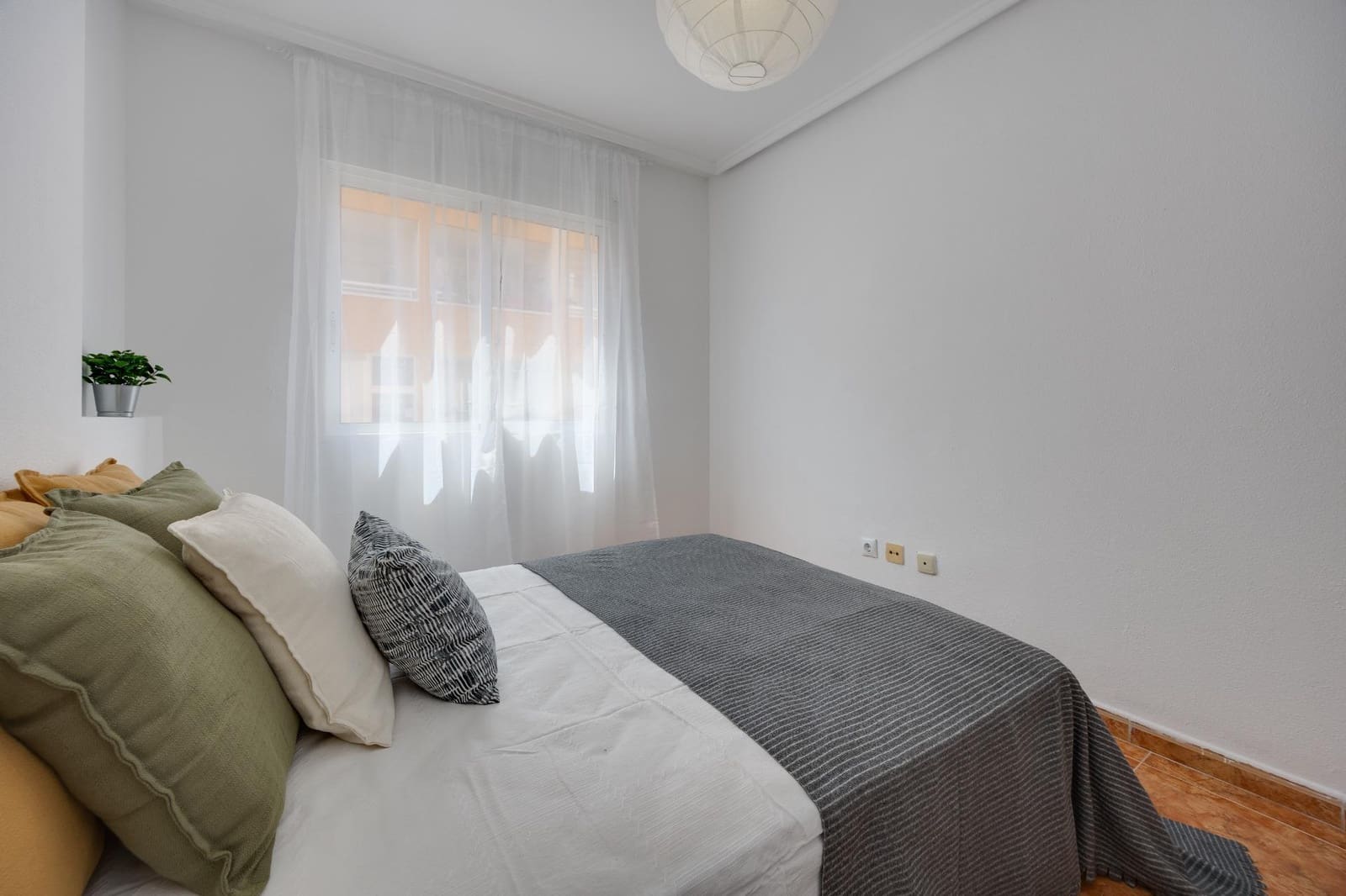 2 Zimmer Apartment zu verkaufen in Torrevieja - 139.900 € (Ref: 10032600)