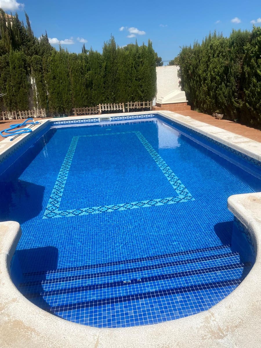 Casa de 2 habitaciones en Torrevieja en venta - 348.000 € (Ref: 10032603)