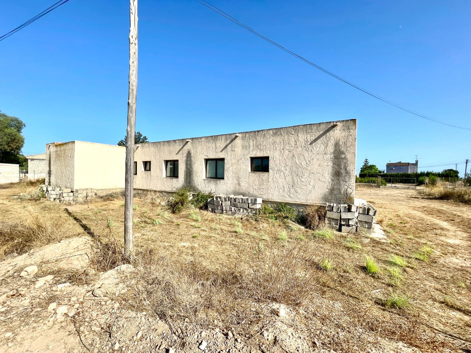4 makuuhuone Huvila myytävänä paikassa Matola - 199 000 € (Ref: 10032621)