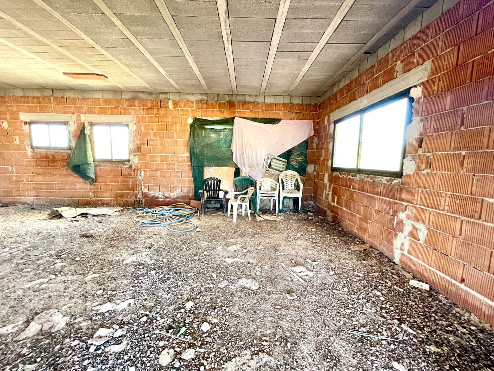 4 makuuhuone Huvila myytävänä paikassa Matola - 199 000 € (Ref: 10032621)