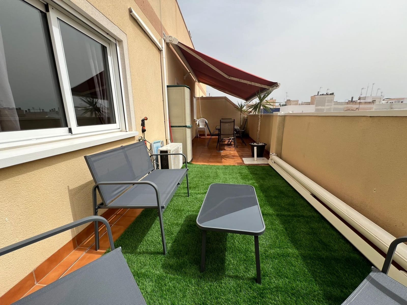 2 soveværelse Penthouse til salg i Torrevieja - € 165.000 (Ref: 10032630)