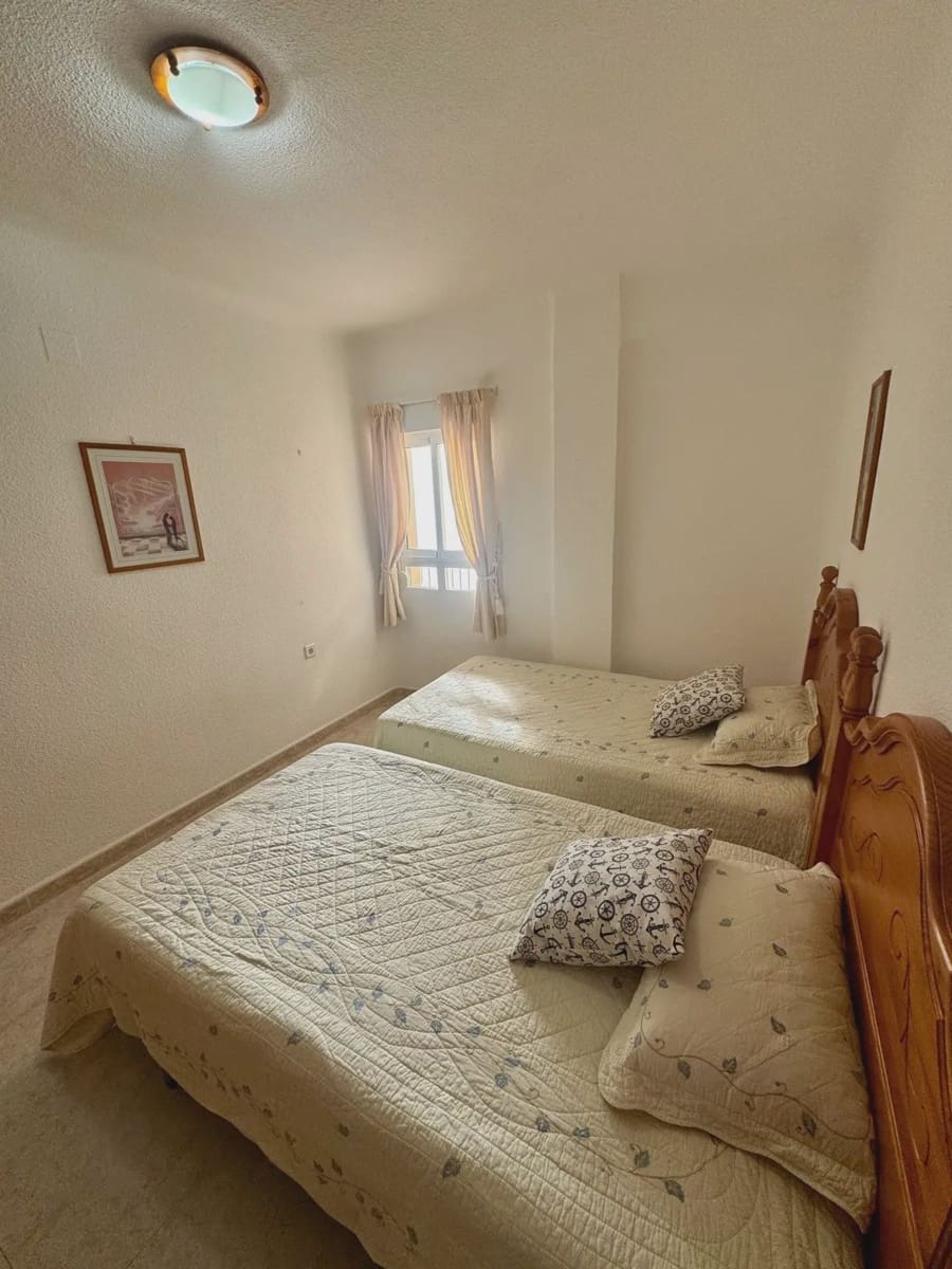 4 soveværelse Lejlighed til salg i Torrevieja - € 339.000 (Ref: 10032643)