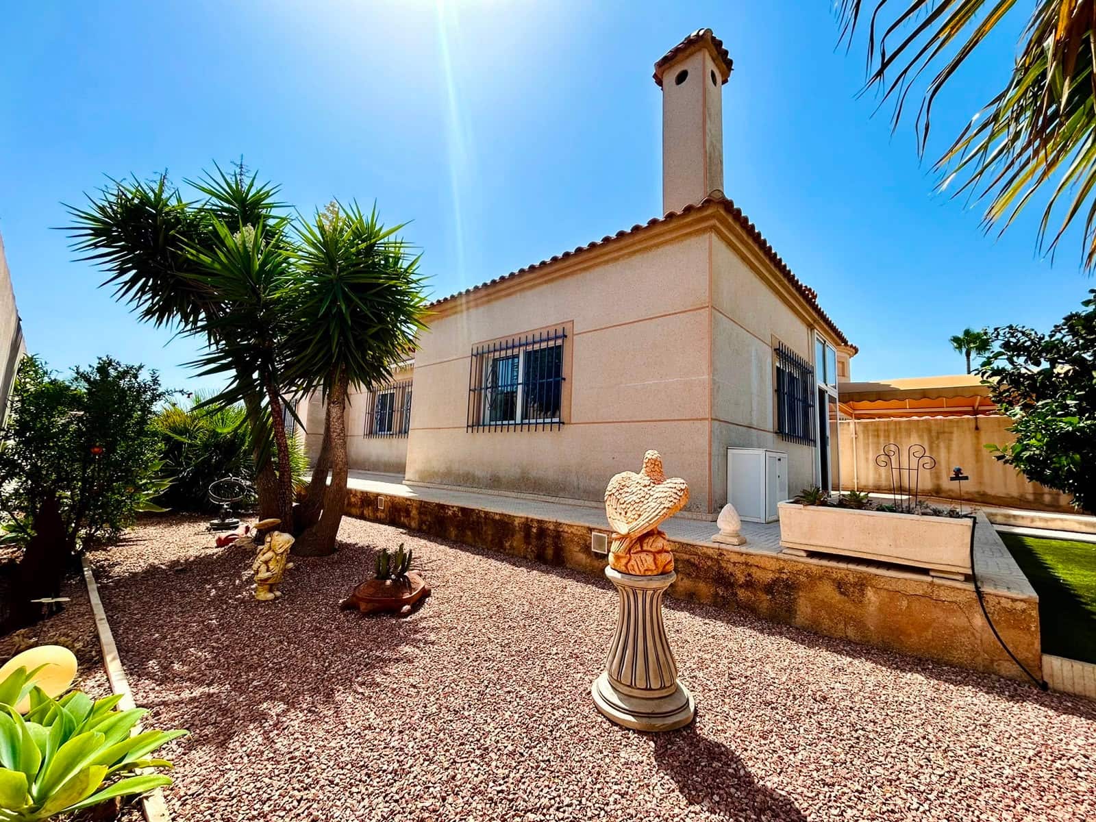 3 sovrum Villa till salu i Torrevieja - 360 000 € (Ref: 10032649)