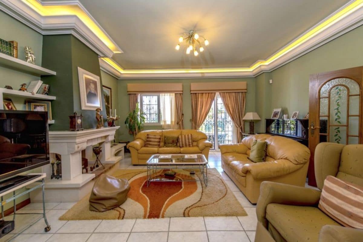 6 bedroom Villa for sale in La Mata - € 950,000 (Ref: 10032664)