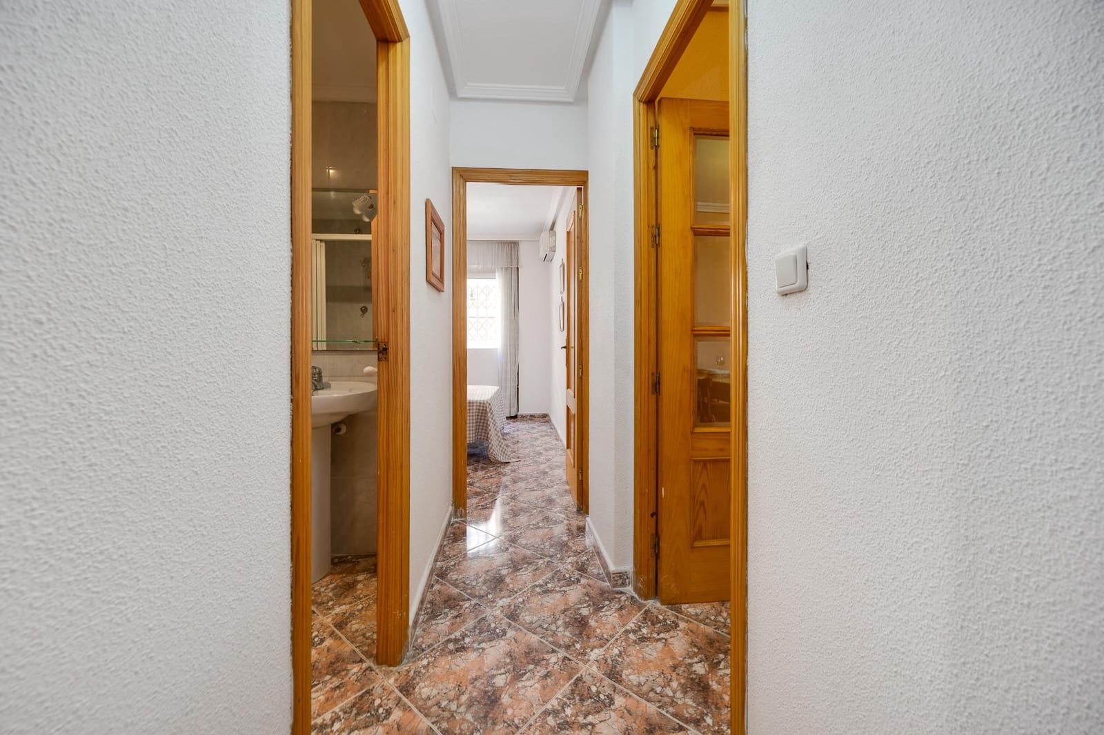 2 Zimmer Apartment zu verkaufen in Torrevieja - 149.900 € (Ref: 10032680)