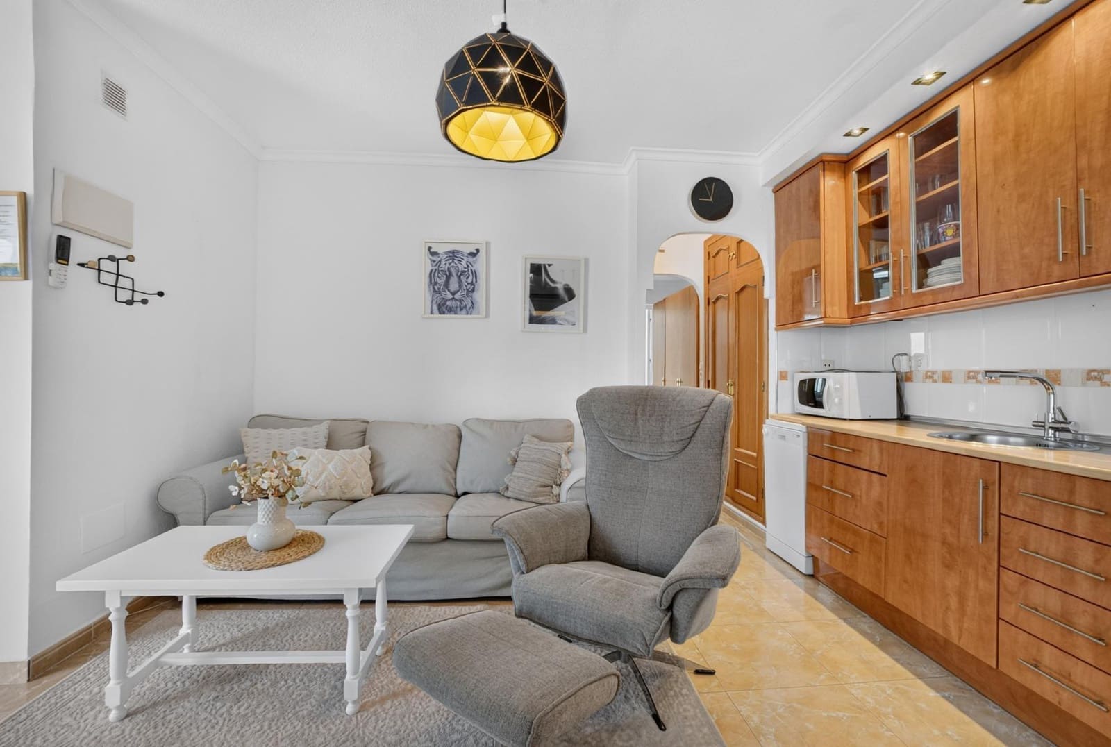 2 soverom Leilighet til salgs i Torrevieja - € 185 700 (Ref: 10032692)