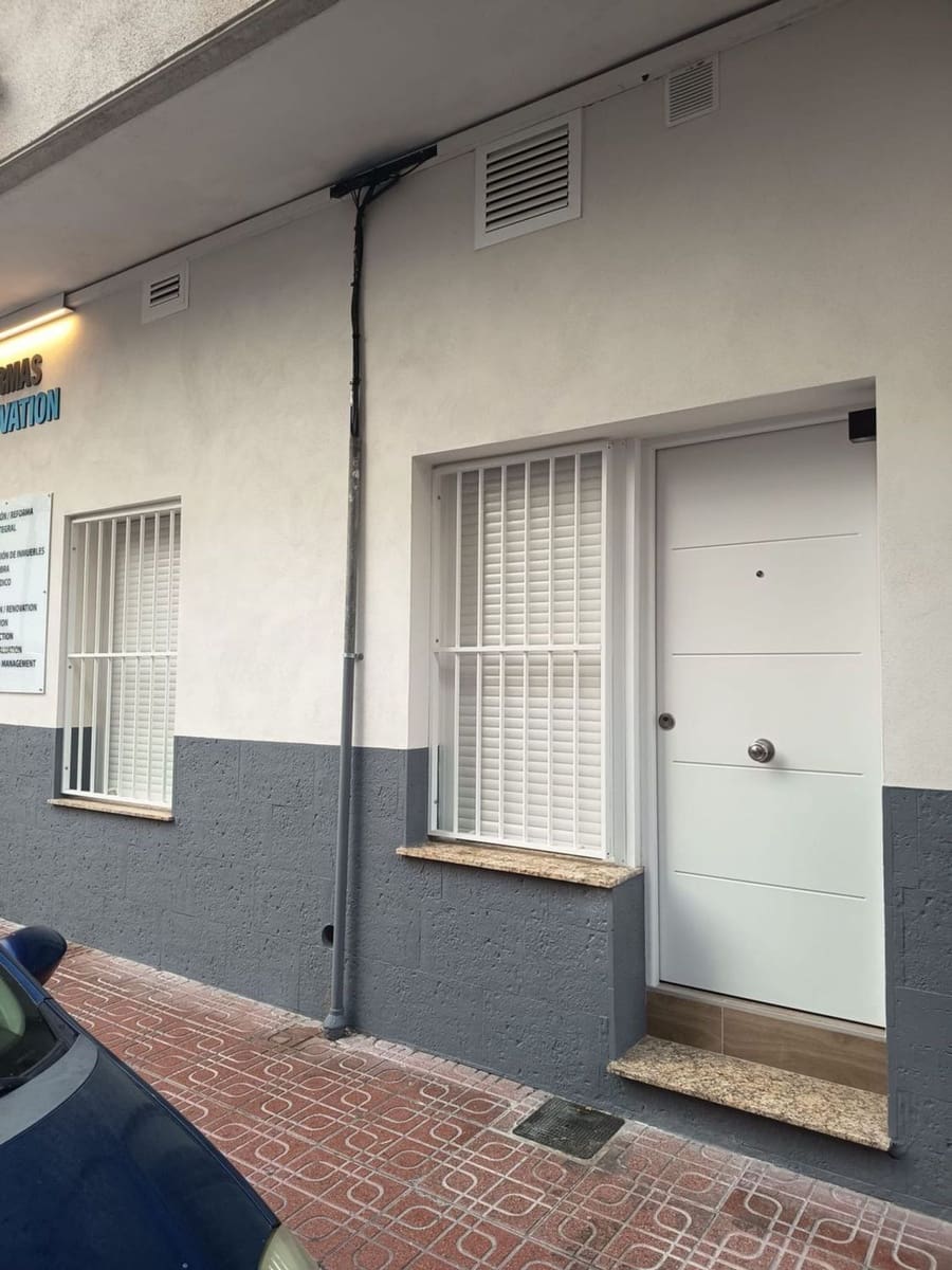 1 chambre Appartement à vendre à Torrevieja - 115 500 € (Ref: 10032696)