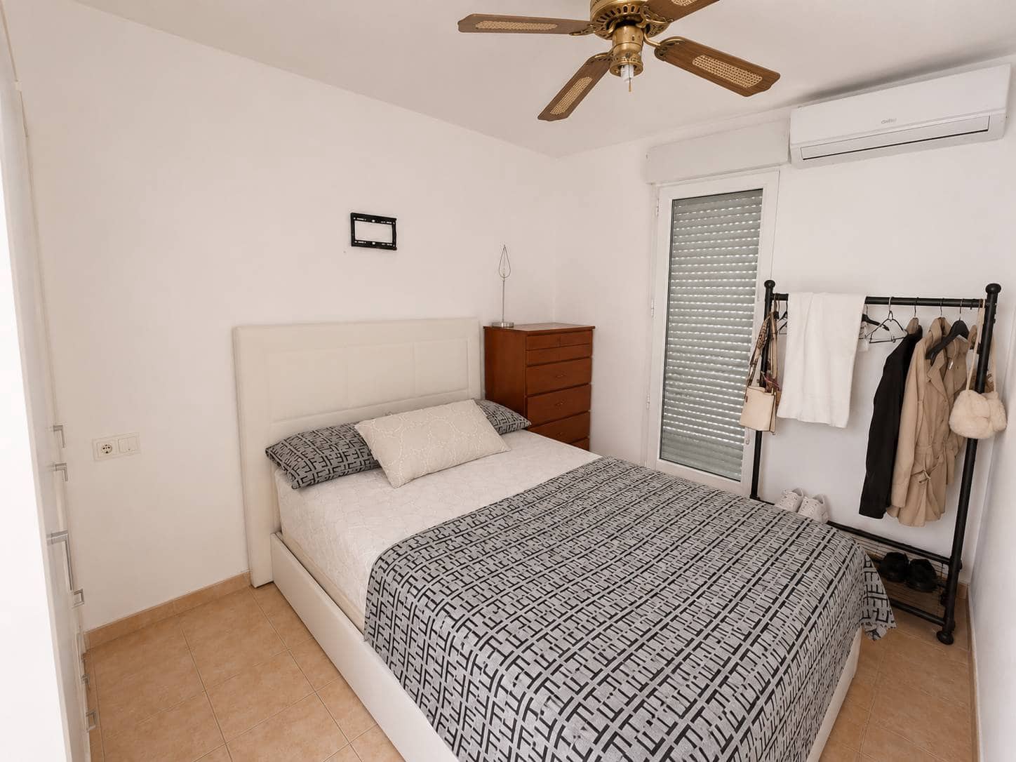 Apartamento de 3 habitaciones en Torrevieja en venta - 193.000 € (Ref: 10032708)