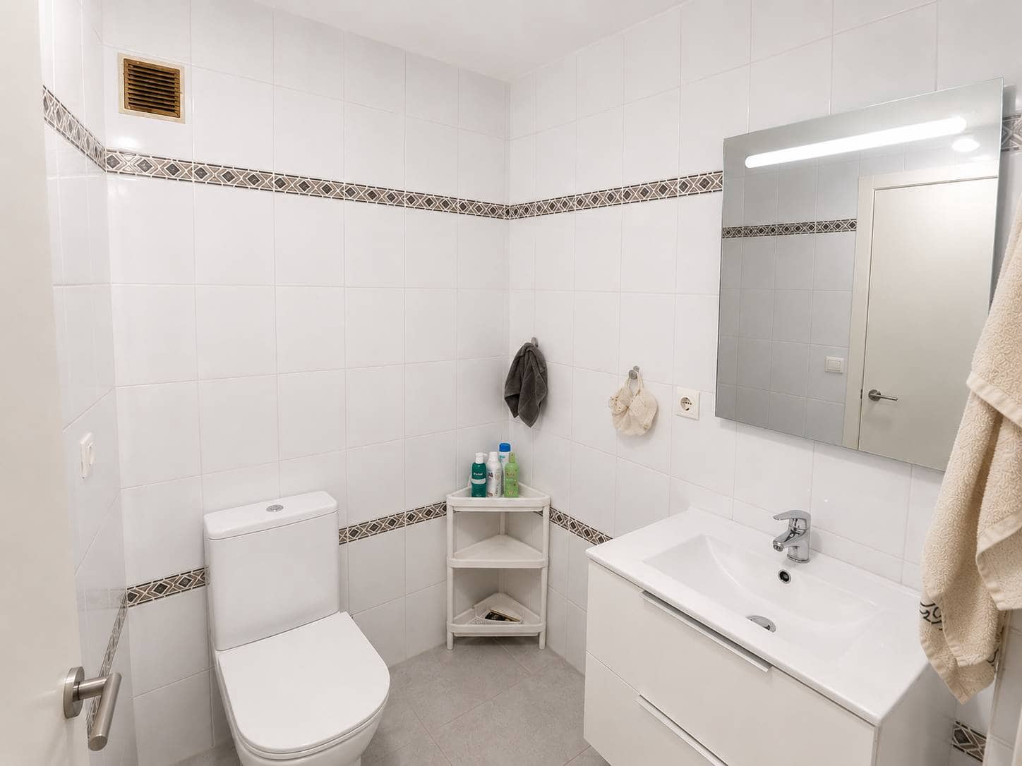 Apartamento de 3 habitaciones en Torrevieja en venta - 193.000 € (Ref: 10032708)