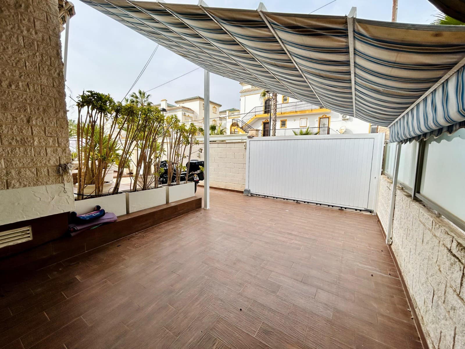5 bedroom Villa for sale in La Mata - € 1,117,000 (Ref: 10032713)