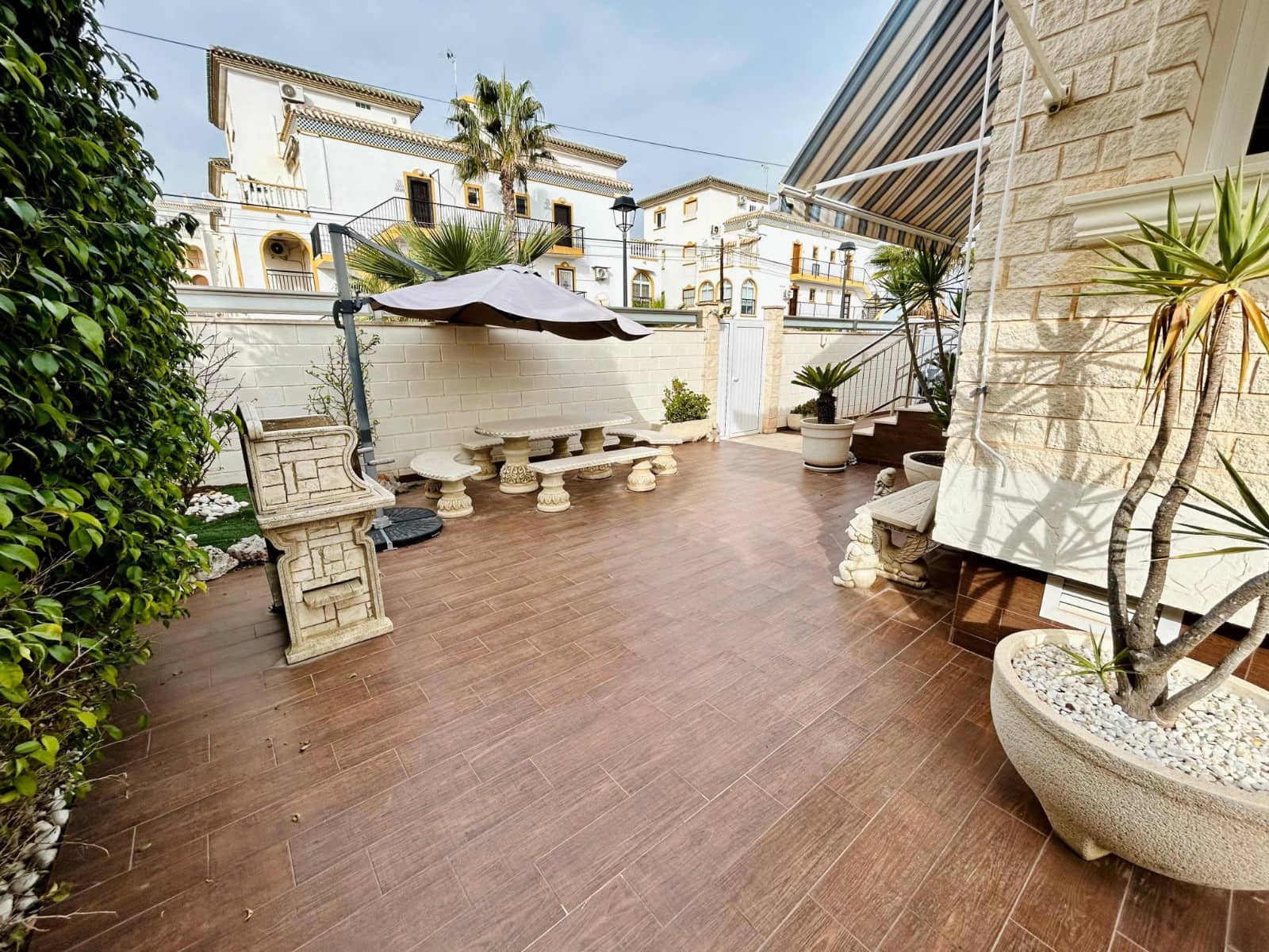 5 bedroom Villa for sale in La Mata - € 1,117,000 (Ref: 10032713)