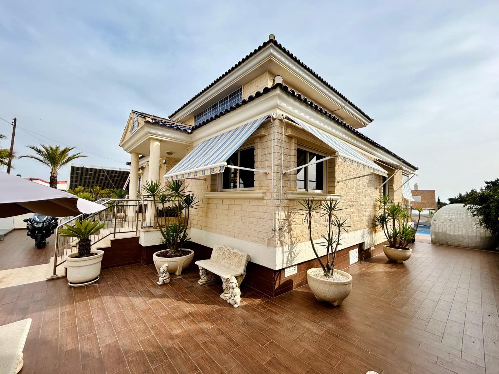 5 bedroom Villa for sale in La Mata - € 1,117,000 (Ref: 10032713)