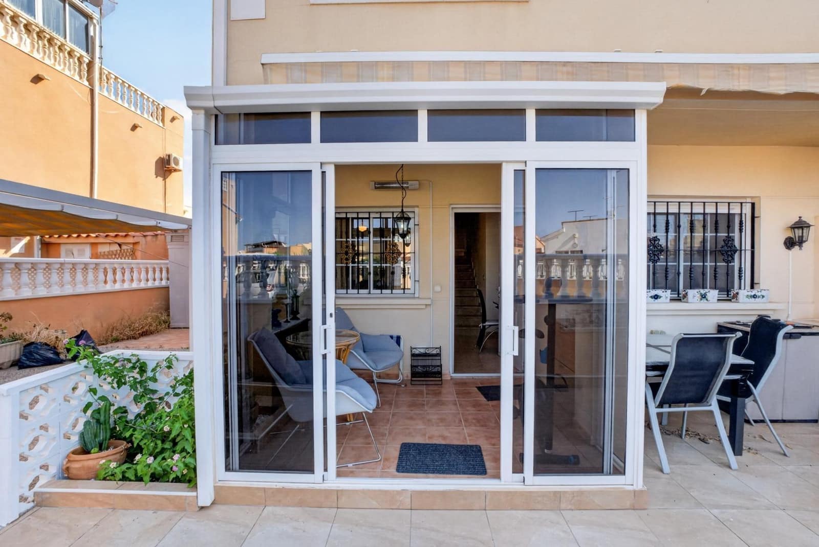 2 Zimmer Haus zu verkaufen in Torrevieja - 189.000 € (Ref: 10032716)