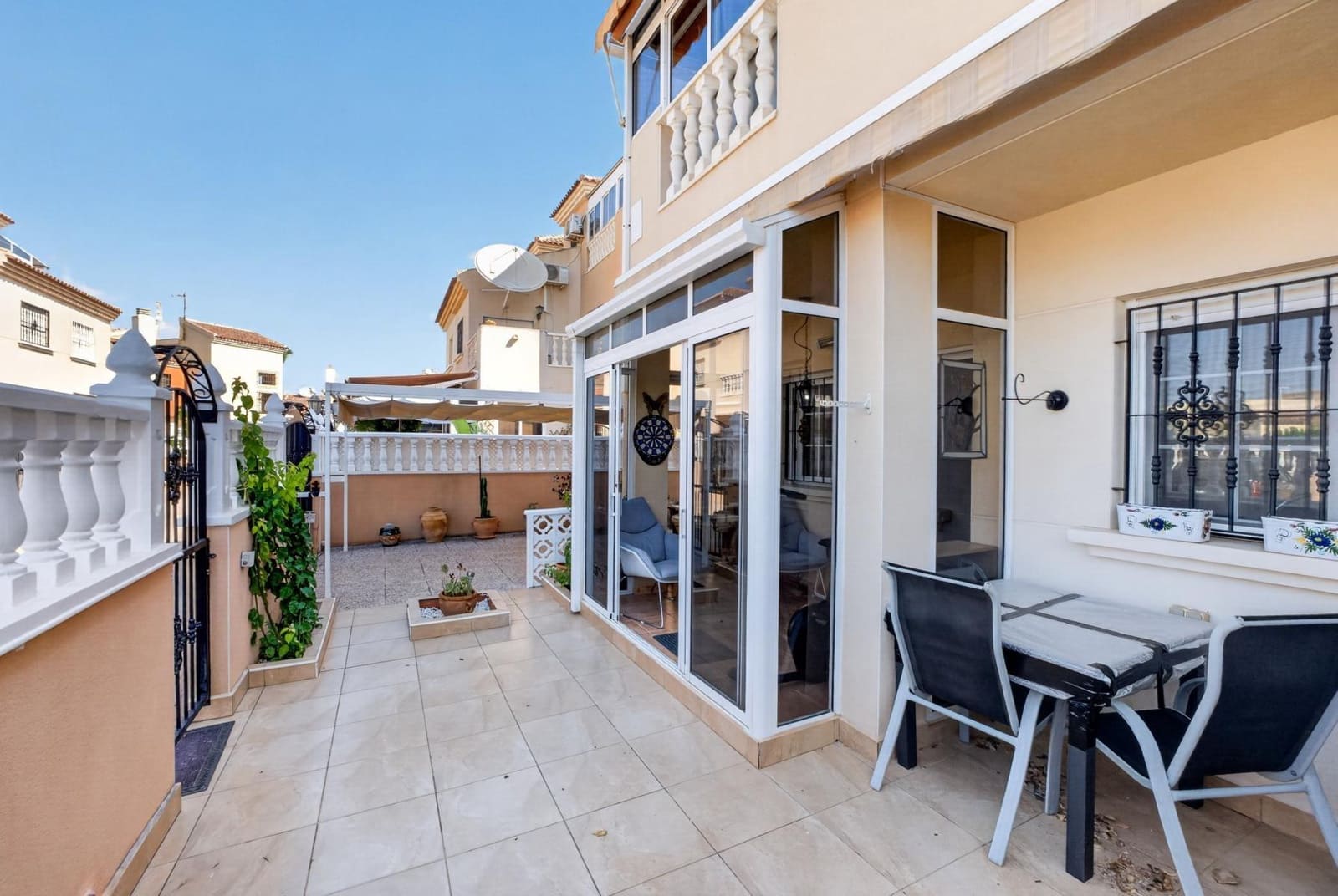 2 Zimmer Haus zu verkaufen in Torrevieja - 189.000 € (Ref: 10032716)